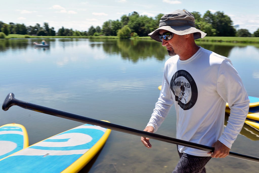 Shoreline Lake - Stand Up Paddle Boarding