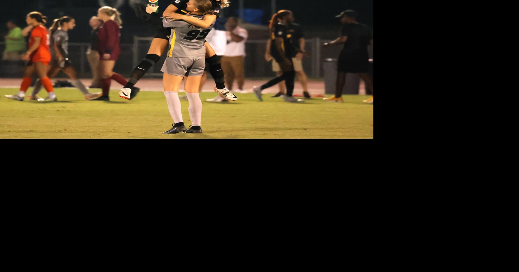 Missouri soccer overcomes Illinois in Braggin' Rights game | Mizzou ...
