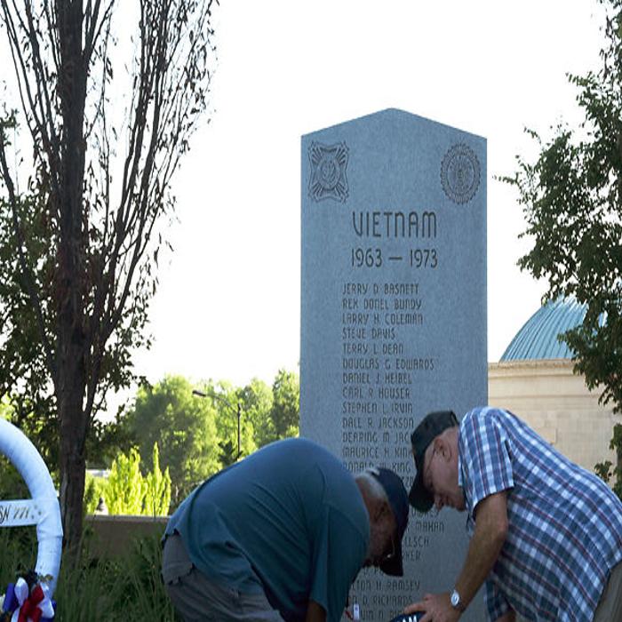 Wreath Laying Meaning In Urdu | Bruin Blog
