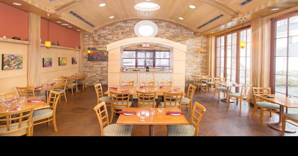 Let’s try Hopewell restaurants Entrata and Thana Thai Hopewell Express