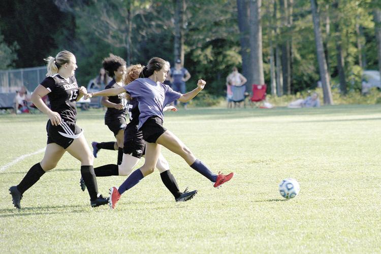 FA Girls Soccer - Carlota Del Riego Hinojar
