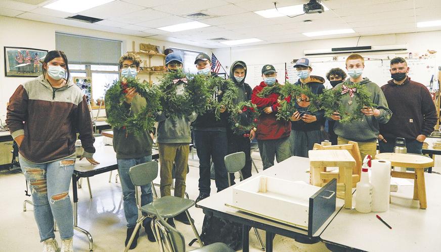 12-10-21 Pay it Forward wreaths