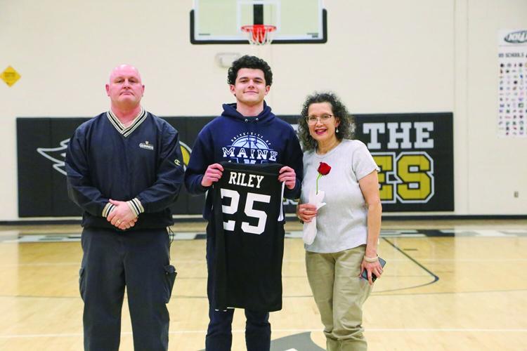 02-27-26 KHS MBB seniors riley