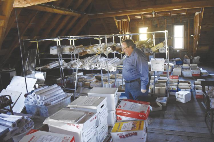 Tom Holmes town hall rodents