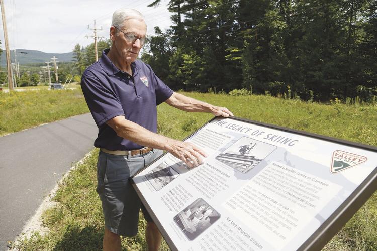 08-08-24 Rec Path Signs garland pointing horizontal