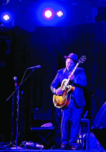 CL w52 majestic news years