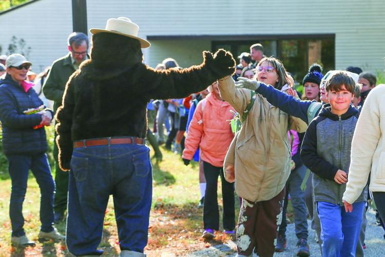 10-07-26 Conway El Walk to School wider