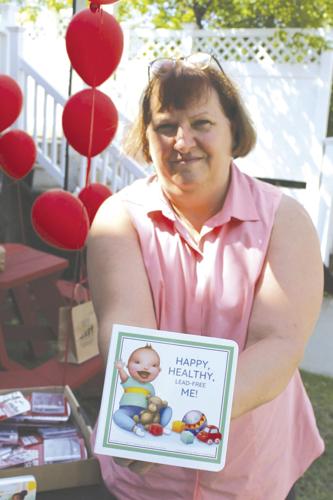 community baby shower4.JPG