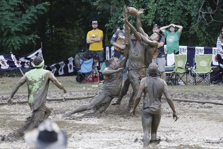 09-11-21 Mud Bowl jumping for ball