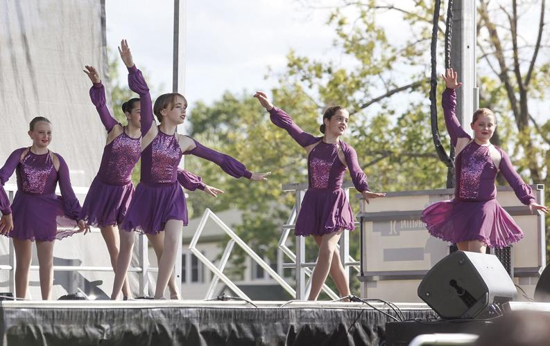 07-04-22 4th North Conway Fest tina titzer dancers