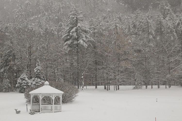 11-22-23 Snow ledge gazebo