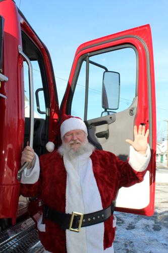 Santa Parade in Gorham