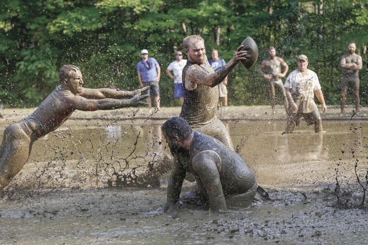 09-10-22 Mud Bowl hawgs qb