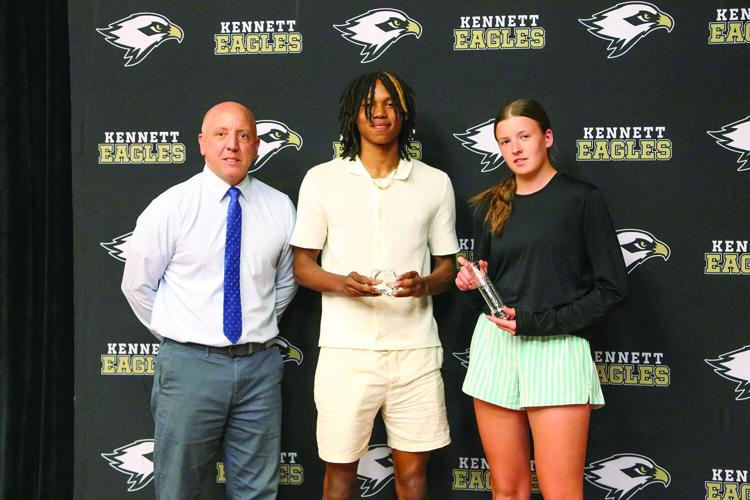 06-08-26 KHS Sports Awards mark butler pose