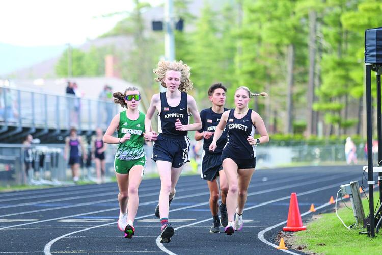 04-29-25 KHS Track 3200m trio