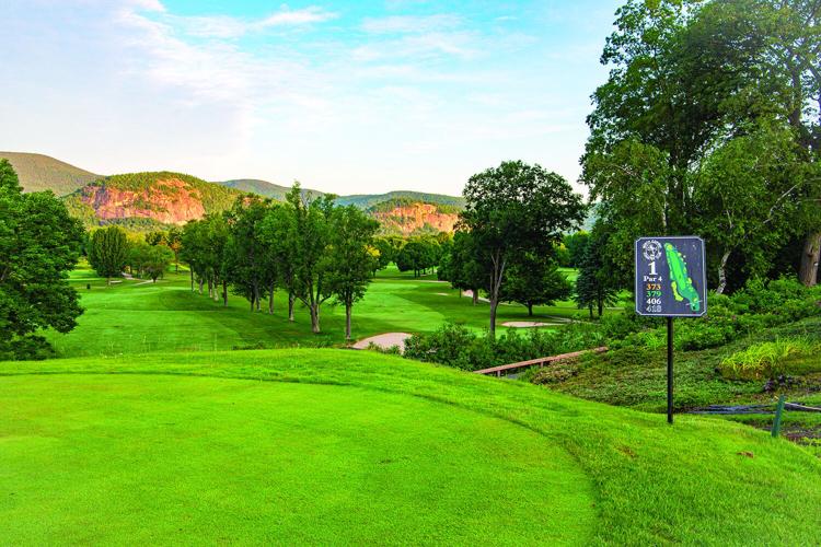 Golf Column - Noeth Conway - Cathedral and White Horse ledges