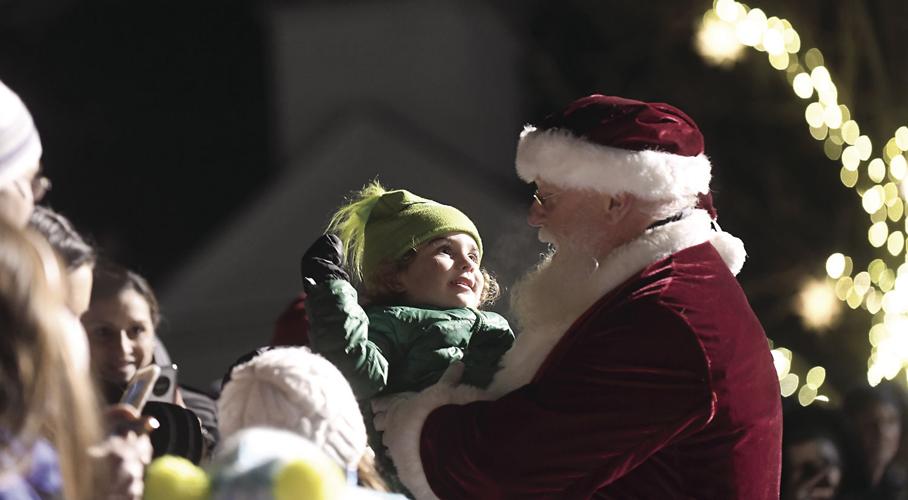 11-26-18 Santa in North Conway 3