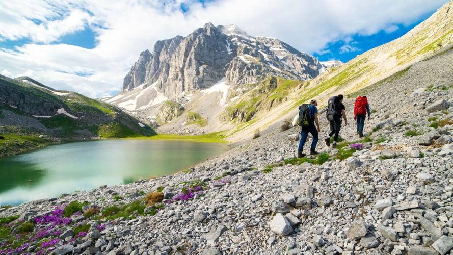 Snow cover on Greek mountains more than halved in just four decades, shows study