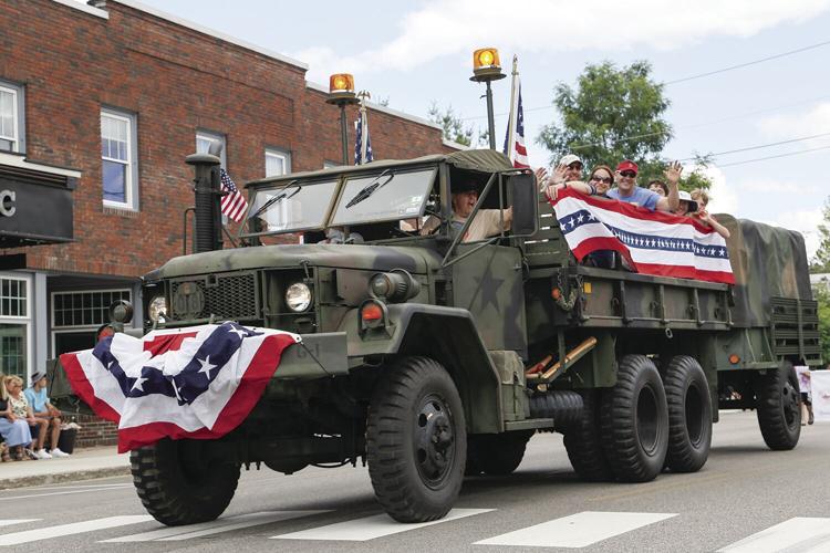 07-04-22 4th Conway Parade military vehicle