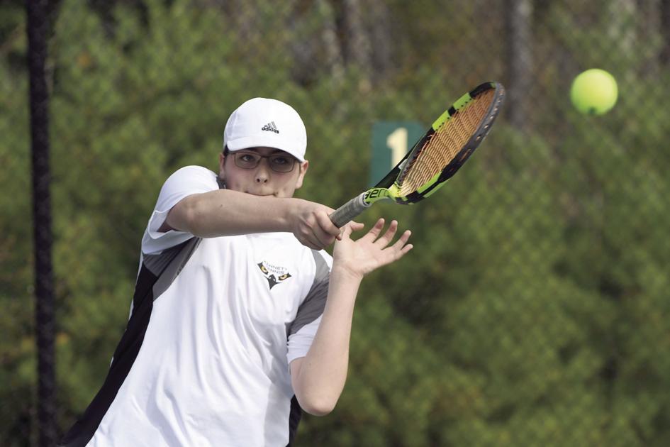 Eagles defeat Berlin, Kingswood in tennis