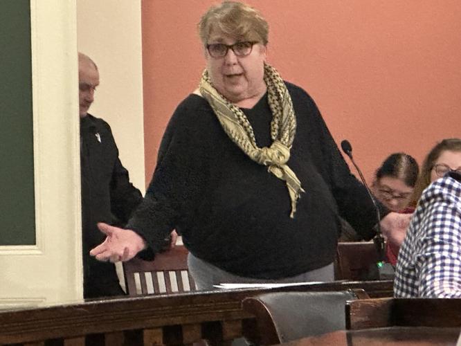 Marie Arsenault speaks about a monument for the Joliette Snowshoe Club