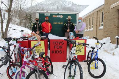 State Police officers donate to Toys for Tots