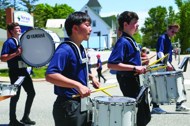 05-25-26 Memorial Day Fryeburg marching band medium