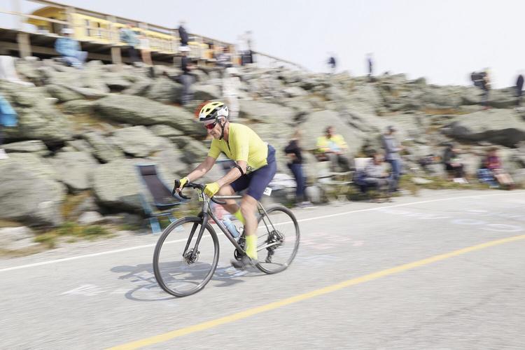 08-17-24 Bicycle Hillclimb blur wide