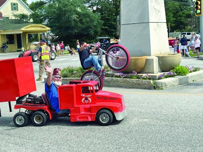 Fryeburg 4th - Shriners mini truck.jpg