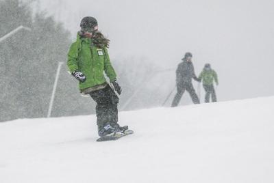 12-18-21 Cranmore snowboarder wide