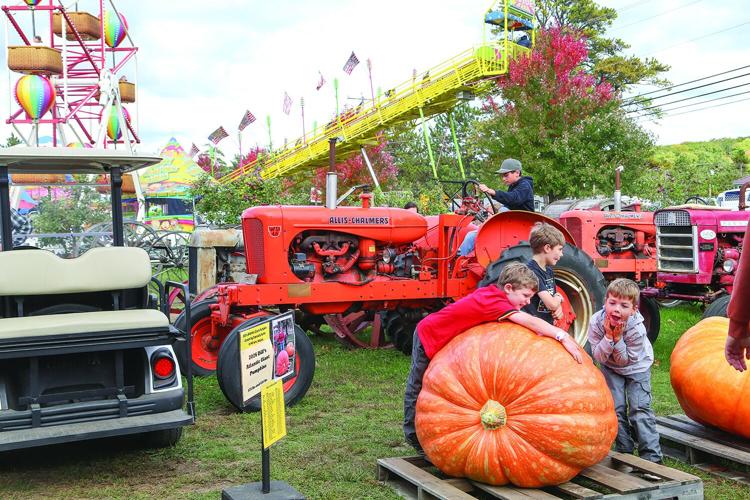 10-04-26 Fryeburg Fair pumpkins tractors