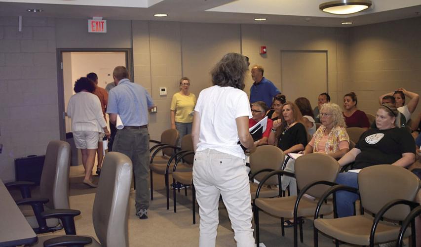 Gunstock manaagment resigns - walks out