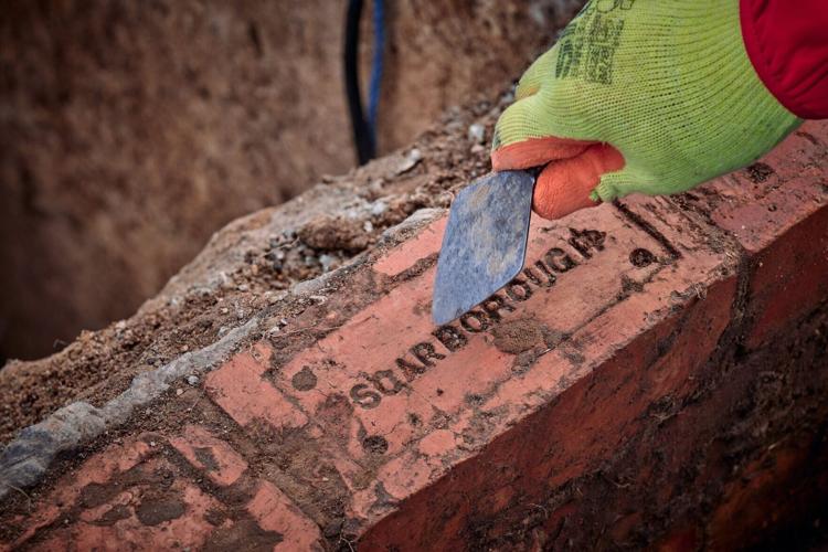 SWNS_NUCLEAR_BUNKER_05_135028