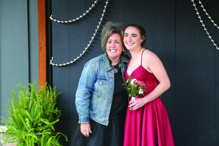 05-09-26 KHS Prom murphy with wiggin