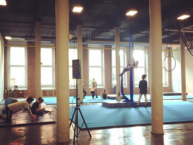 feature_circusschool.jpg