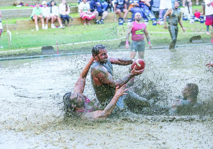 09-12-26 Mud Bowl splashing down