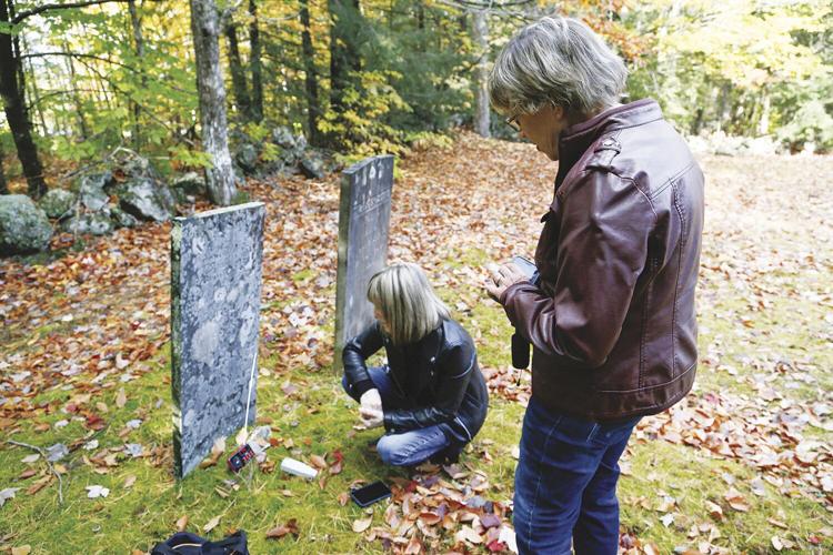10-22-21 Stark Rd Cemetery behind