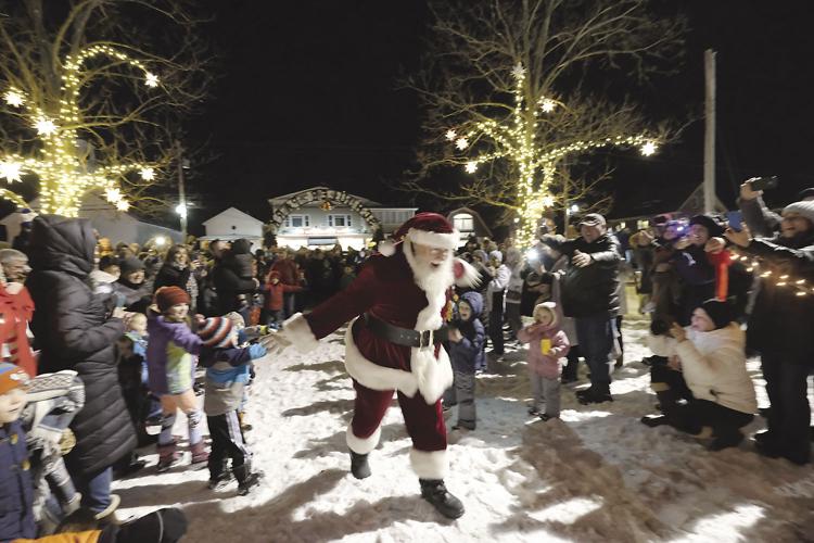 11-26-18 Santa in North Conway 6