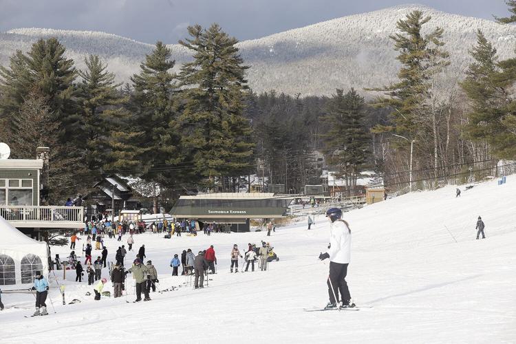 12-28-21 Cranmore crowd at base mtns