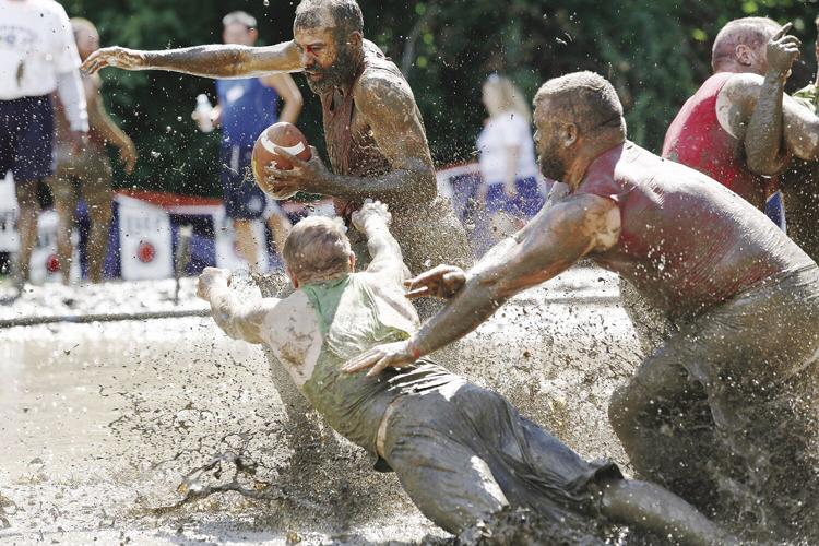 09-11-21 Mud Bowl dive for crocs qb