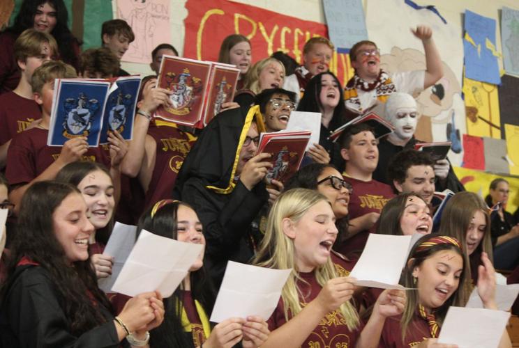 Berlin High juniors chose a "Harry Potter" theme