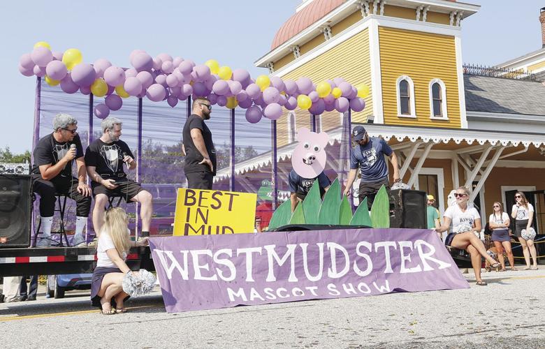 09-10-22 Mud Bowl Parade hawgs westmudster