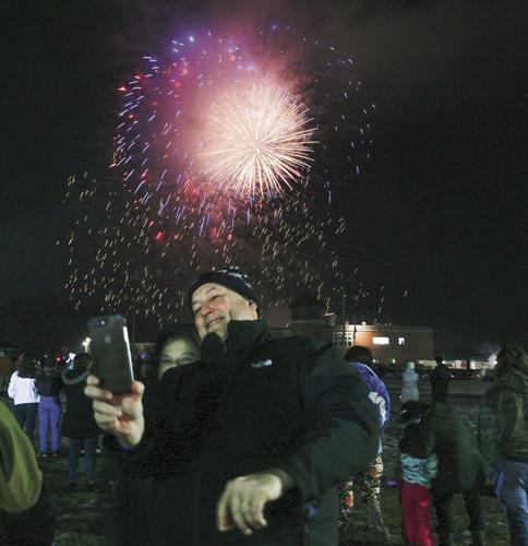 12-31-22 NYE Schouler finale selfie