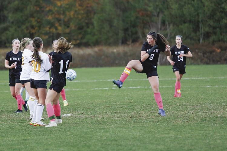 10-22-22 KHS WSOC garside leg up