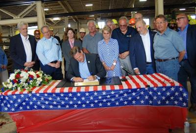 Sununu signs "Buy American" bill