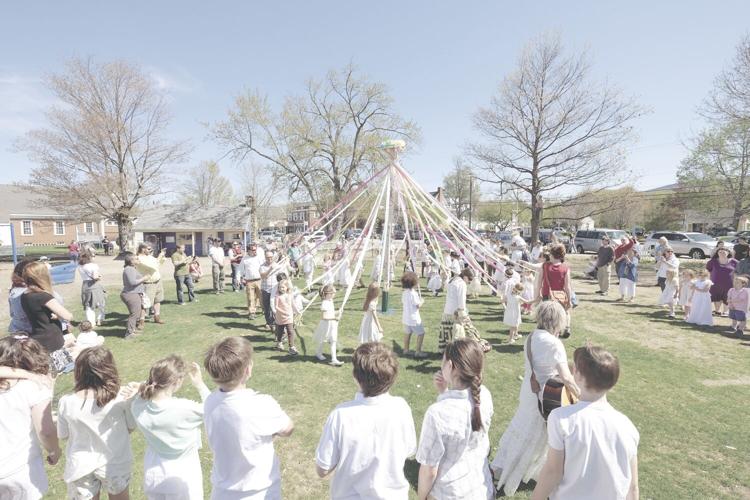 5-16-16 May Faire_Waldorf school 3.jpg