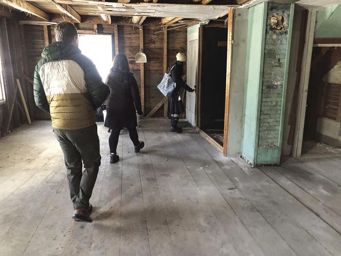 first floor grant leading