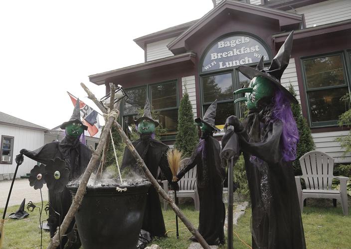 10-05-21 Pumpkins bagels plus wide