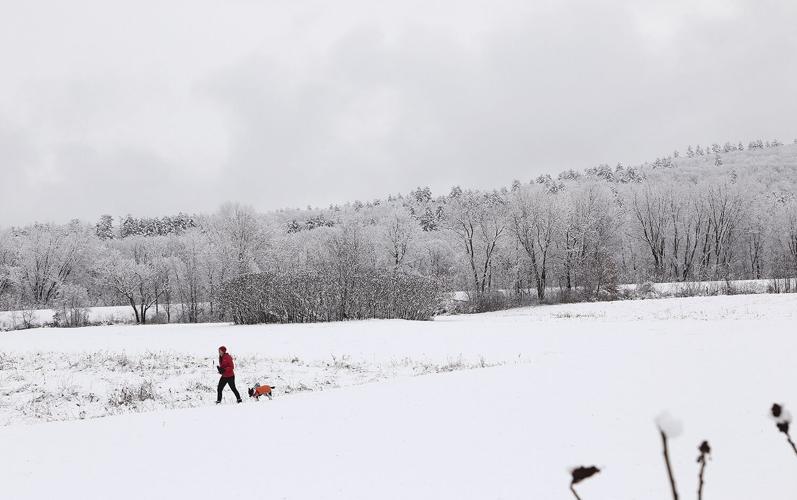12-04-23 Snow snowy fields person