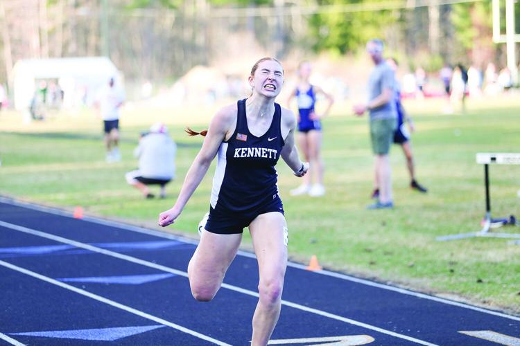 04-22-25 KHS Track 400m lopashanski finish
